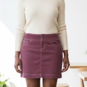 Athleta corduroy, plum color mini skirt size 8